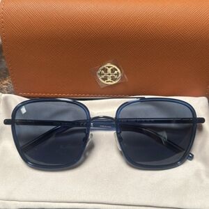 Tory Burch Sunglasses + Glasses Case & Dustbag